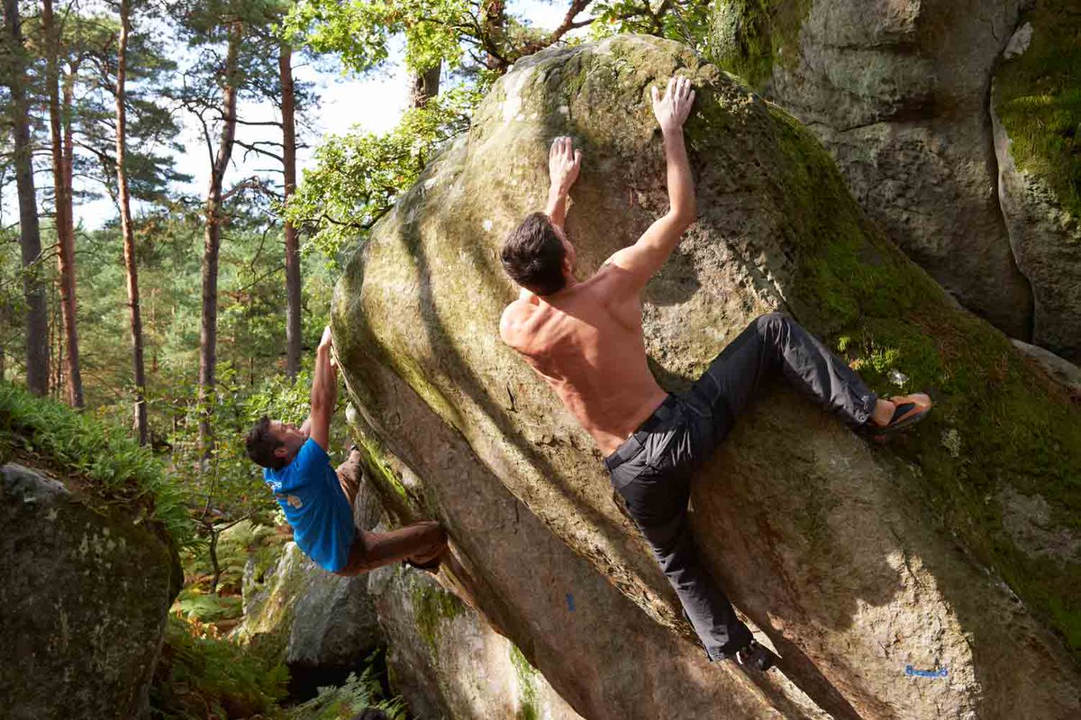 SCamblong's tweet photo. Apprendre la varappe = #escalader les rochers @foretbleau #dansle77 Info@fontainebleau-tourisme.com @EYParis http://t.co/EH0eN0A2xF
