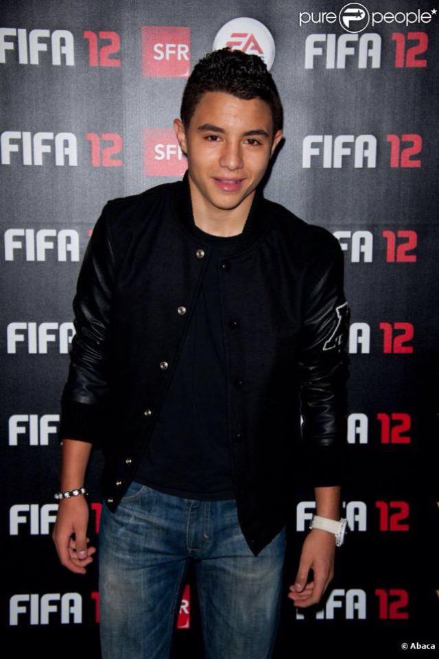 Fan_de_samysgr's tweet photo. @seghirsam t'es vraiment au top et je trouve génial que tu t'interresse autant  au fan c'est rare venant d'une star❤️ http://t.co/IhmjqgAkmF