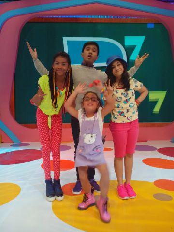 cindy_mariska's tweet photo. Hompimpa @Global  tv seruu.. jm 09.00pg setiap senin n selasa.. http://t.co/sGIXCFAwkL