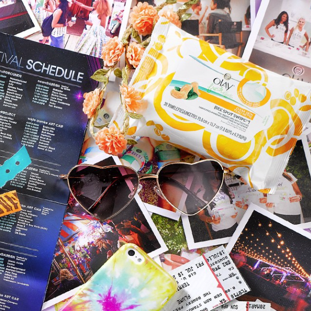 FreshEffects's tweet photo. We love our #MusicFestival memories! Wiping away the #FOMO, dirt and oil with #FreshEffects {See Spot Swipe!}. π http://t.co/IxWuky3LA4
