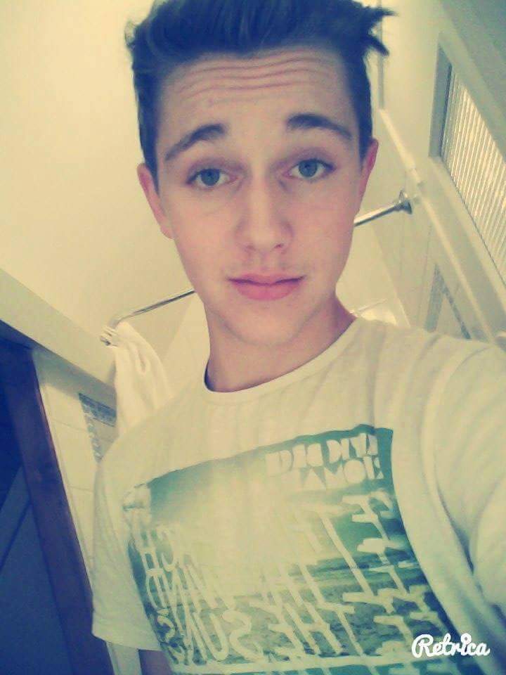 Davidrln01's tweet photo. La vie est un passe temps 👌❤ http://t.co/hlQd1hGX7g