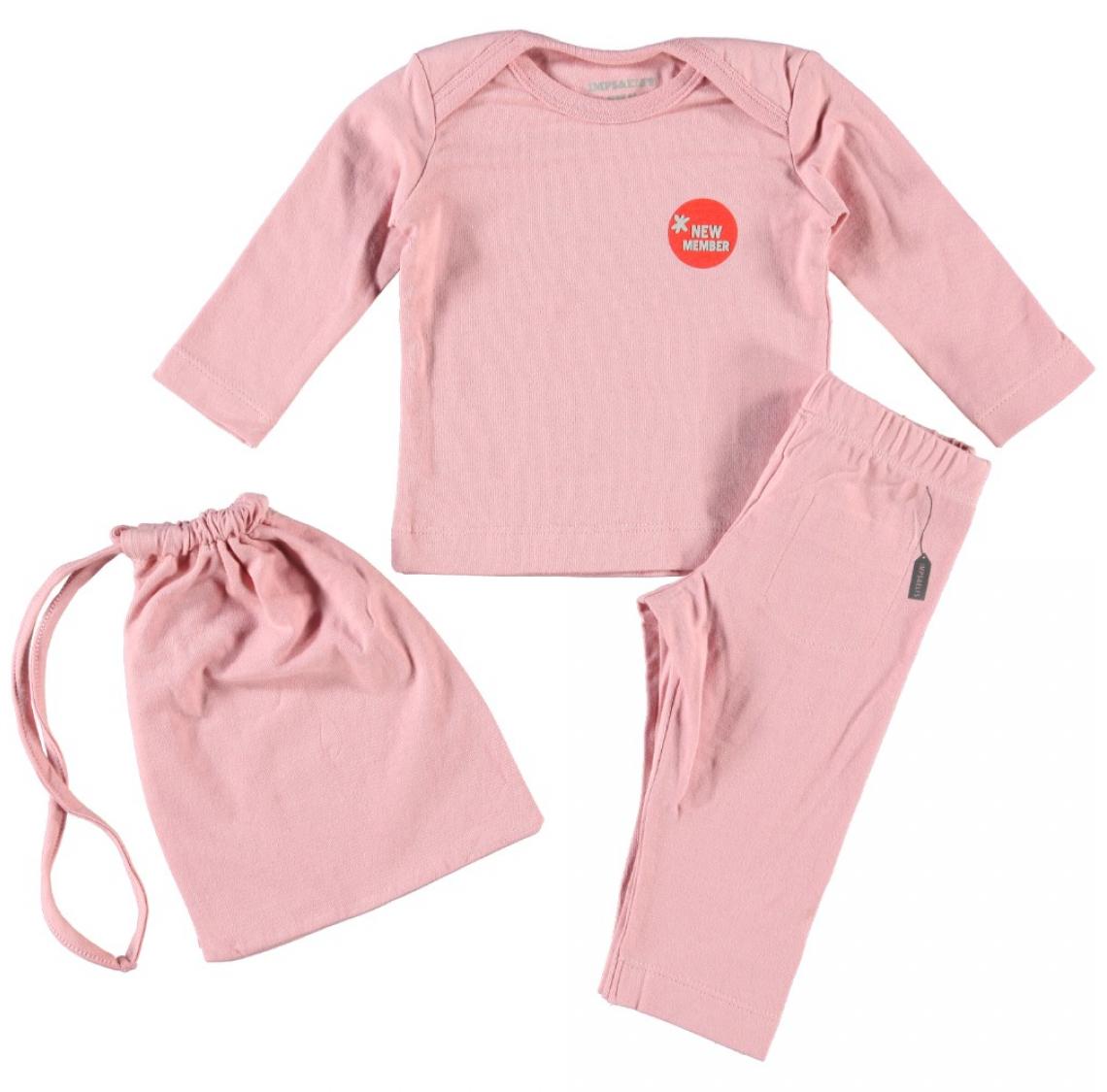 Nieuw binnen: Deze super zachte pakjes van imps en elfs in de kleuren roze, rood, groen en blauw. Nu voor 19,95.