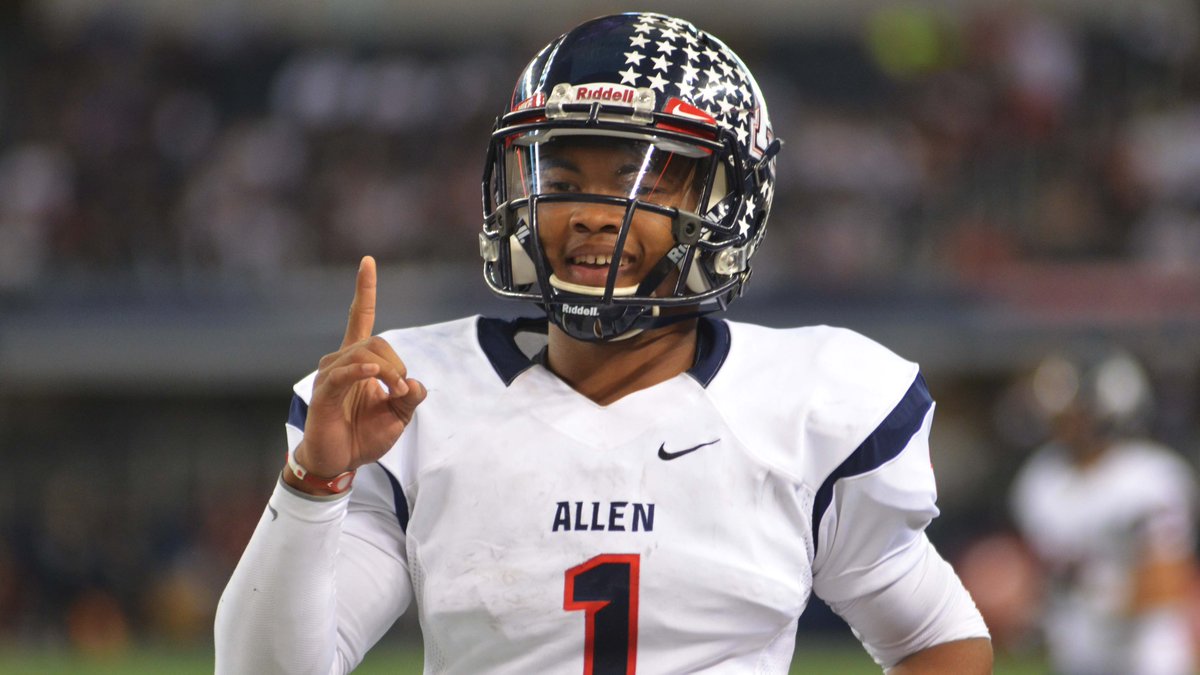 TexAgs's tweet photo. Kyler Murray has announced that he is opting out of the MLB Draft and is Aggieland bound. 👍 http://t.co/O4ZzQhgEmM http://t.co/caP6UTF6pA