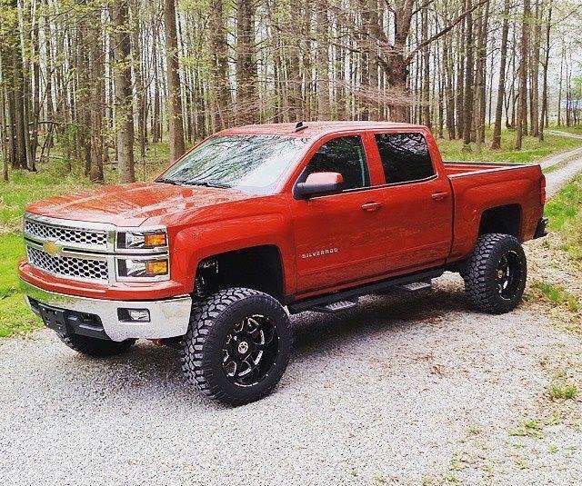 _LiftedTrucks_'s tweet photo. #Chevy http://t.co/SEAnSE1AGo