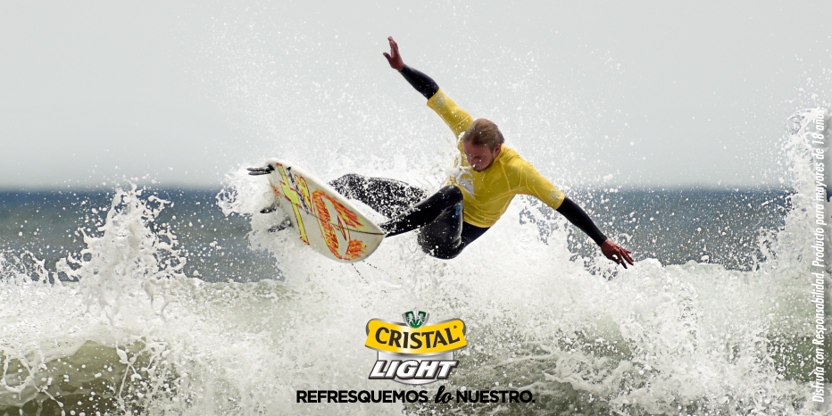 CristalLightCL's tweet photo. No hay obstáculos imposibles.
Atrévete y refréscate con Cristal Light muy fría. http://t.co/JdqGGzHtdo