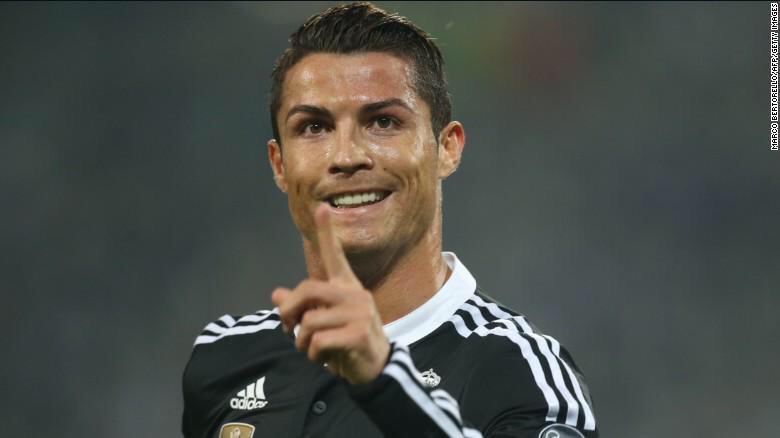 FootbalIhub's tweet photo. Who is better right now? Ronaldo or Messi

RT for Messi. #FCB
FAV for Ronaldo. #RMFC http://t.co/OiADCJAMpH