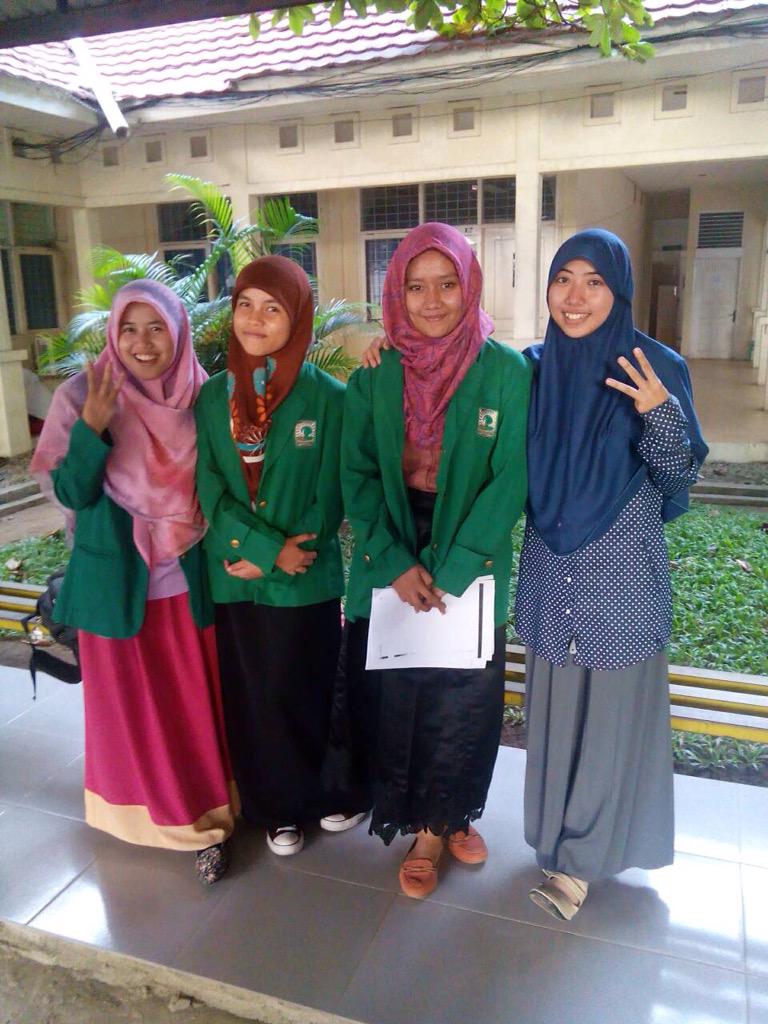 “<a href="/dpmkmfkunand/">DPM KM FK UNAND</a>: Komisi 3 ^_^ full team saat penetapan ”