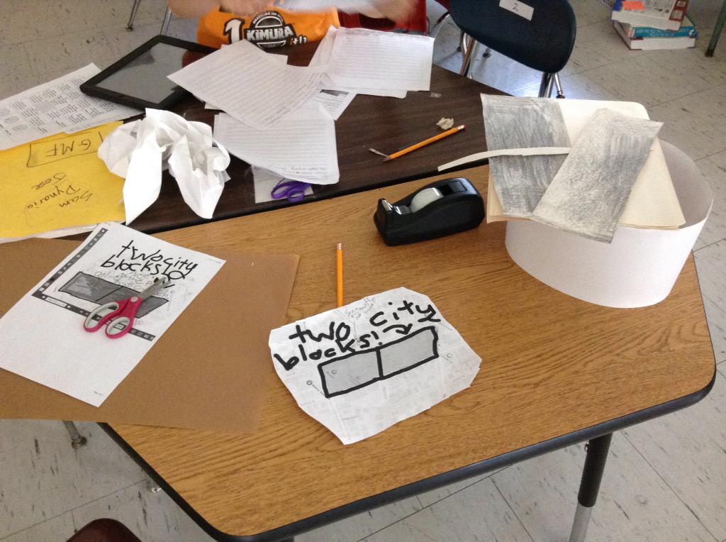Cport_Second's tweet image. Getting our exhibits ready! #GMF #AndresClass