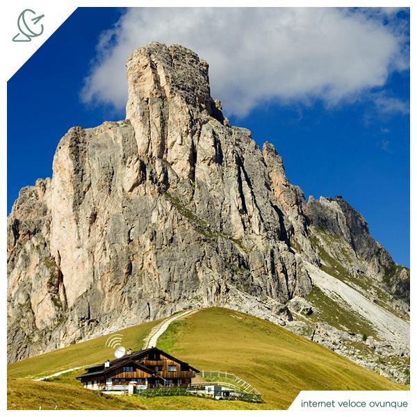 Tooway_Italia's tweet photo. La #tecnologia #satellitare di #tooway arriva fino alle vette delle Dolomiti. http://t.co/SucJDk8VrF