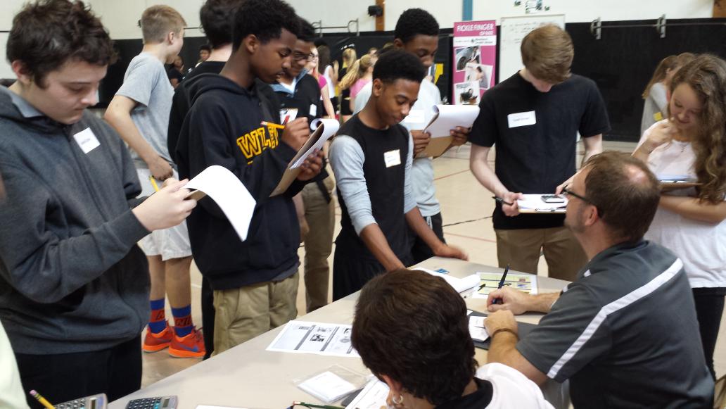 STEAM_Coach's tweet photo. Team 802 at the Financial Reality Fair. @WileyMS http://t.co/mOOwUO5hqG