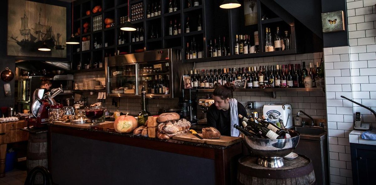 Robuchon, Arcade Fire, expanded Vin Papillon? Name the most anticipated new restaurant. eater.com/forums/montrea…
