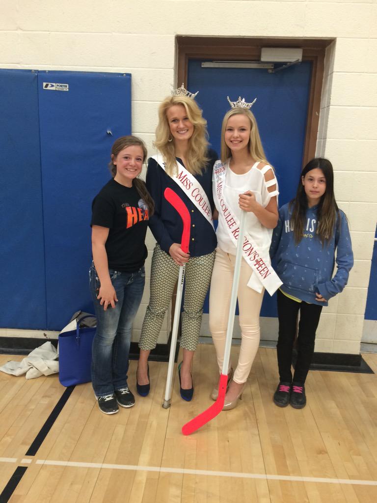 wueamb18's tweet photo. Had such an amazing time meeting and speaking to the Richland Center Middle Schoolers! Made my day ☺️ #MAO #MCROT http://t.co/9MkLGtxMUR