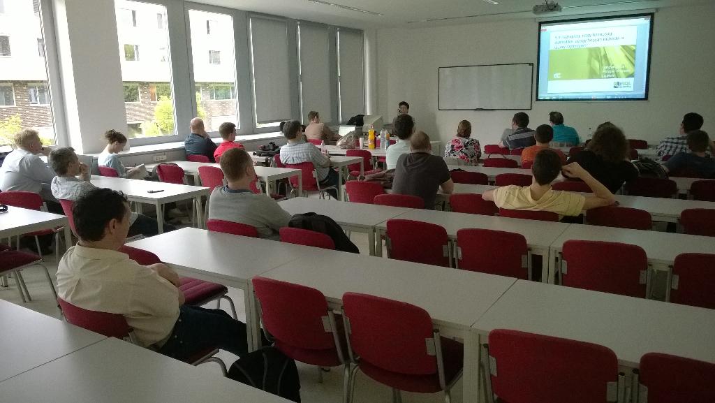 zoltanhorvath's tweet image. Listening to #SQLMCM Zoltán Hangyál on Query Optimizer internals on our 36th @SQLPASS chapter meeting #sqlfamily