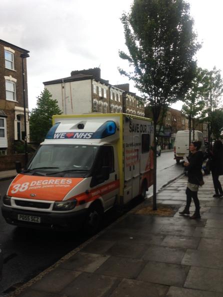 Final stop of the day. Finsbury Park station in another London marginal. Lucky number 7. <a href="/38_degrees/">38 Degrees</a>