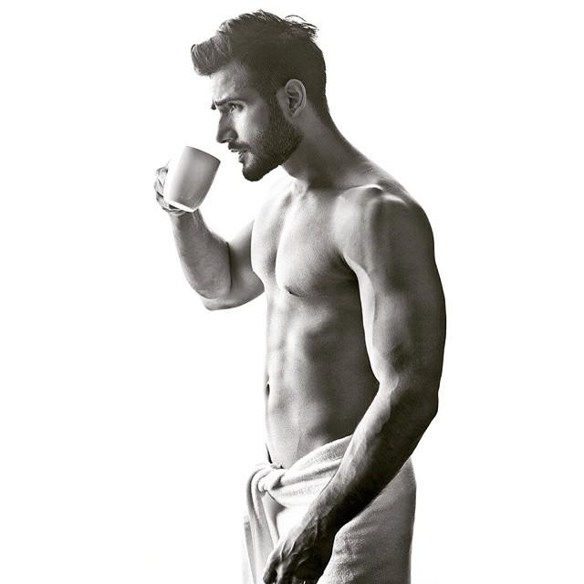   happy bday karan tacker swewt and sexy 