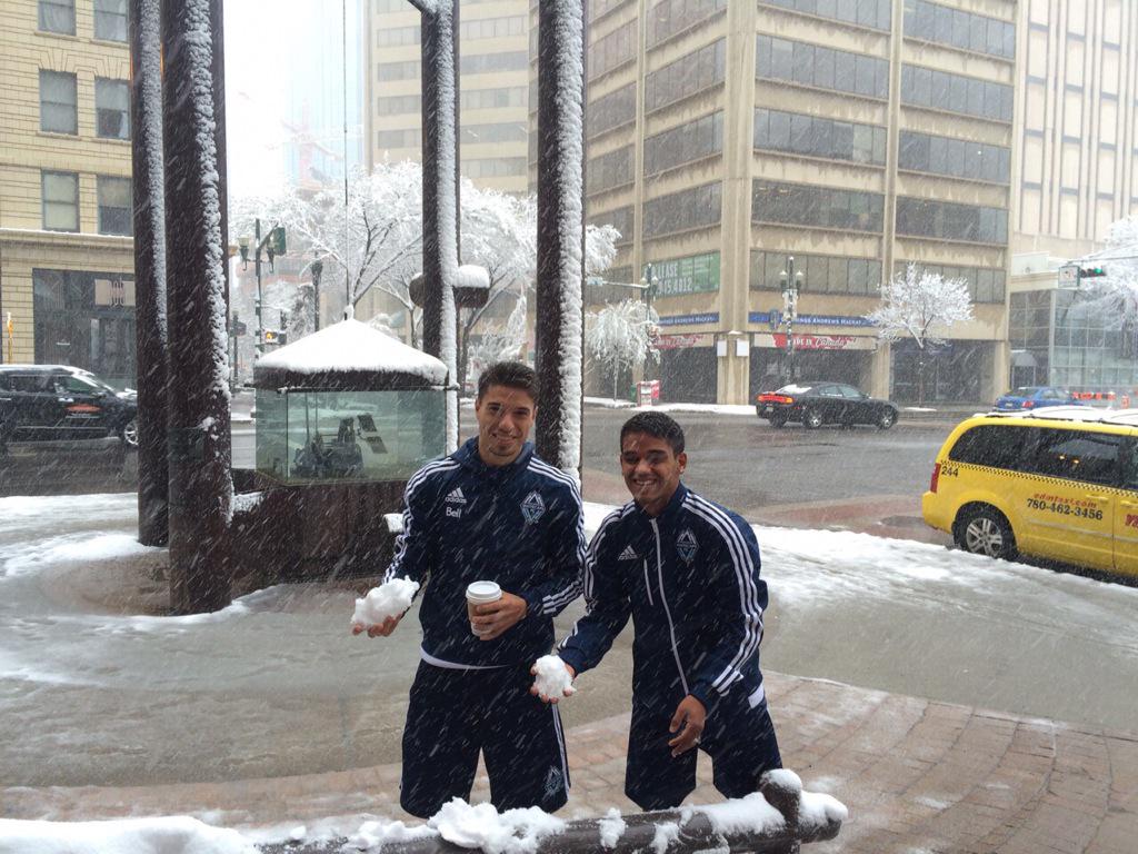 nico_mezquida's tweet photo. Ready for the Canadians Cup!!!@WhitecapsFC http://t.co/qhl7YzzhHq
