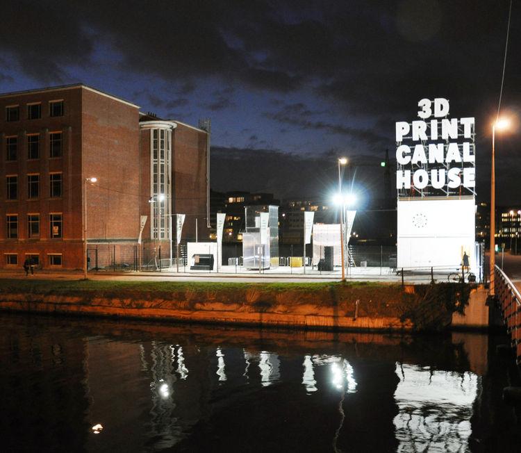 DwellonDesign's tweet photo. The first 3-D printed homes are on the way: http://t.co/YCiZ8QDnxt http://t.co/V8dcb7hgI9