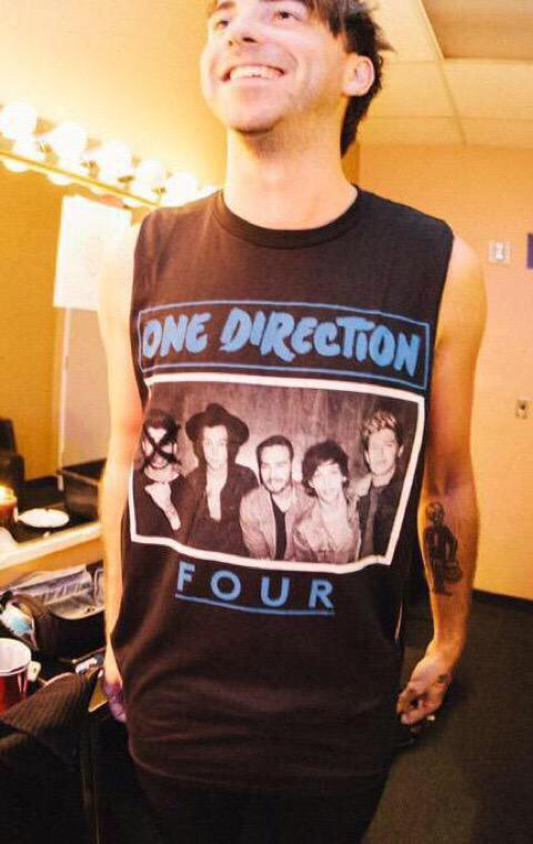 bethped24's tweet image. #iloveonedirection #andalexgaskarth