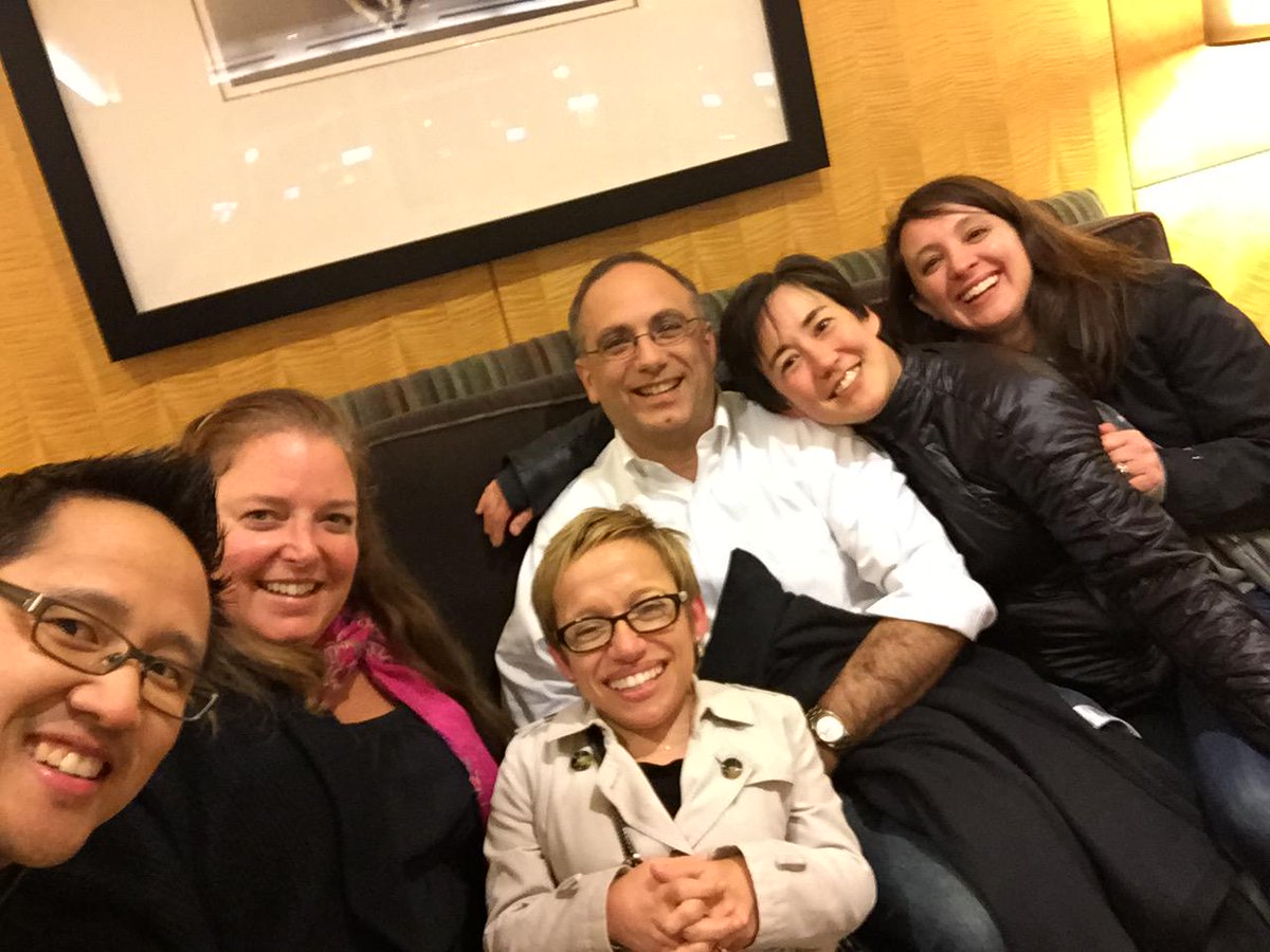 JenArnoldMD's tweet photo. So much fun catching up with this fun #HealthcareSimulation crowd! @IPSSorg #SimFriends http://t.co/bBDZuaIHFo