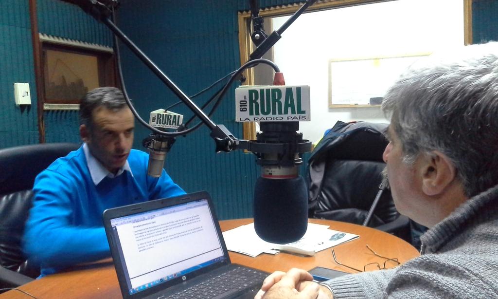 <a href="/ORSIintendente/">Yamandu Orsi</a> en  vivo con el amigo Eduardo "Vasco" Etchevarne por Radio Rural.