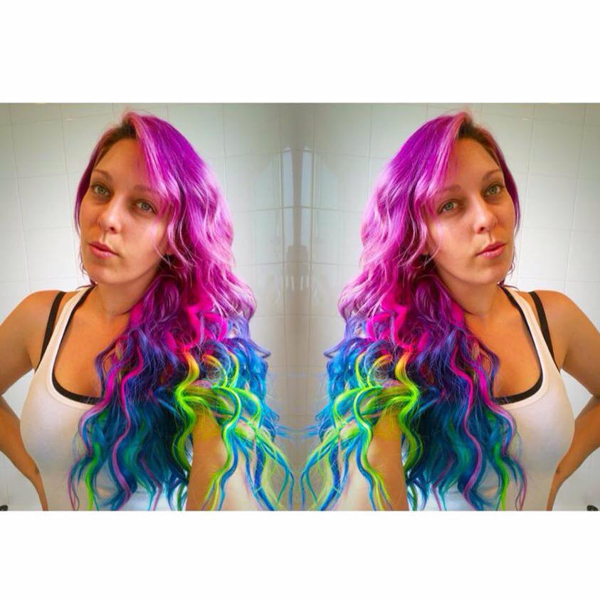 NikiLea's tweet photo. As free as my hair 🌈✨🌈 @PegiLea #IAmMyHair @ladygaga 💗🌈🎀💙💖🇦🇺🇦🇺🇦🇺 #AussieMonster #LittleMonsters http://t.co/zHV6mf8E8m