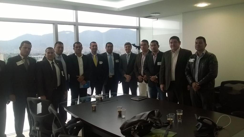 ANALTRACORDOBA's tweet photo. Reuniones muy importantes para nuestros afiliados ... buenas nuevas http://t.co/1INaHKkFtD