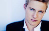 7 Mei: Happy birthday \Will Stanton\of \"The Seeker: The Dark is Rising! Happy birthday Alexander Ludwig! 