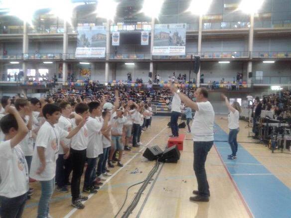 VirginiaVidalM's tweet photo. Esa sincronización espectacular!  #creabandasonora http://t.co/nRZJzdx0u3