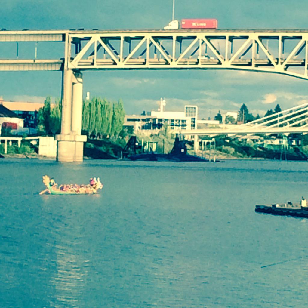 EnergizeFuture's tweet photo. Another gorgeous day in #Portland at the #WGMSC. Come meet @bkc1000 @jcox1 @gcox_LINC ! http://t.co/2CRXr2FXgu