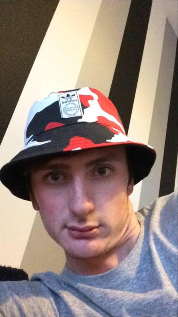 melts_barrow's tweet photo. Look at this ultimate melt thinking he's the dogs danglers in his Flower Pot hat #Melt #NelsonMelt http://t.co/RWwnwmIuVc