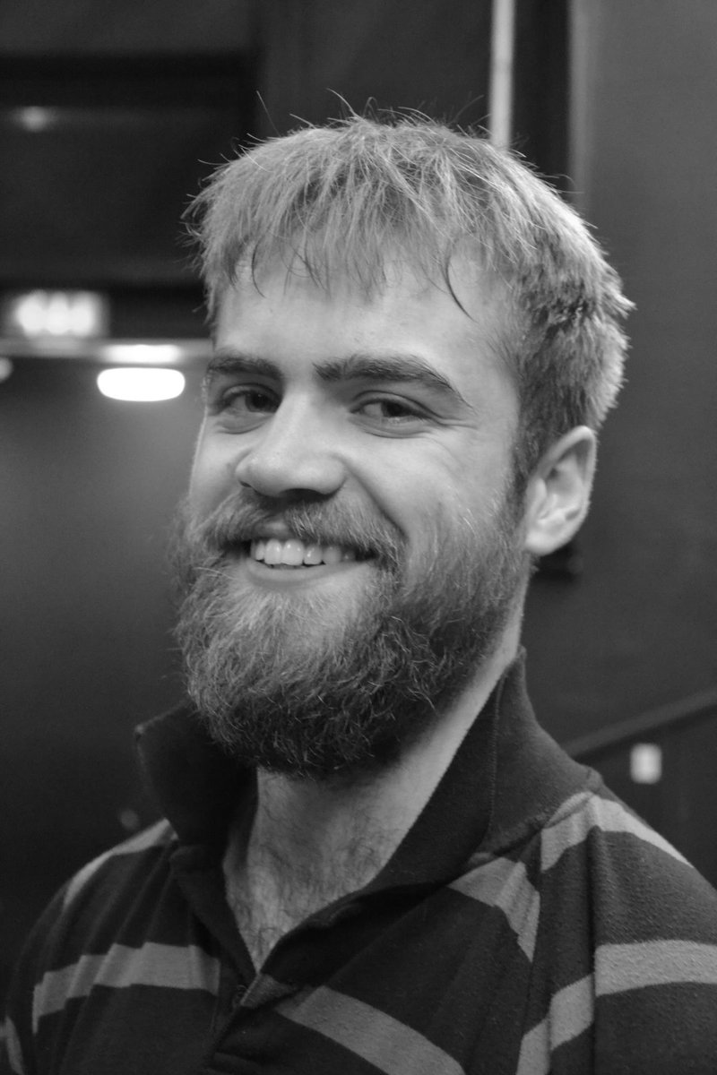 clouddancefest's tweet photo. Friends and fans of @RChappellDance, Richard’s raising funds for his company by deforesting his chin. A worthy cause. http://t.co/q6i2AxhuC1