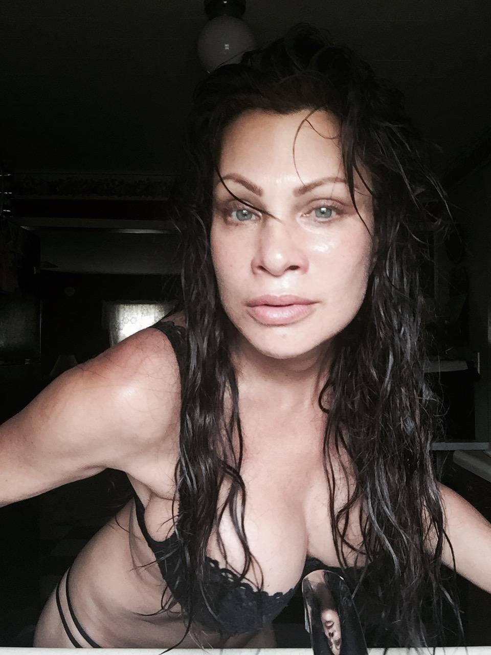 Teri Weigel bikini pics 23