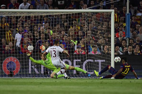 埋め込み画像への固定リンク