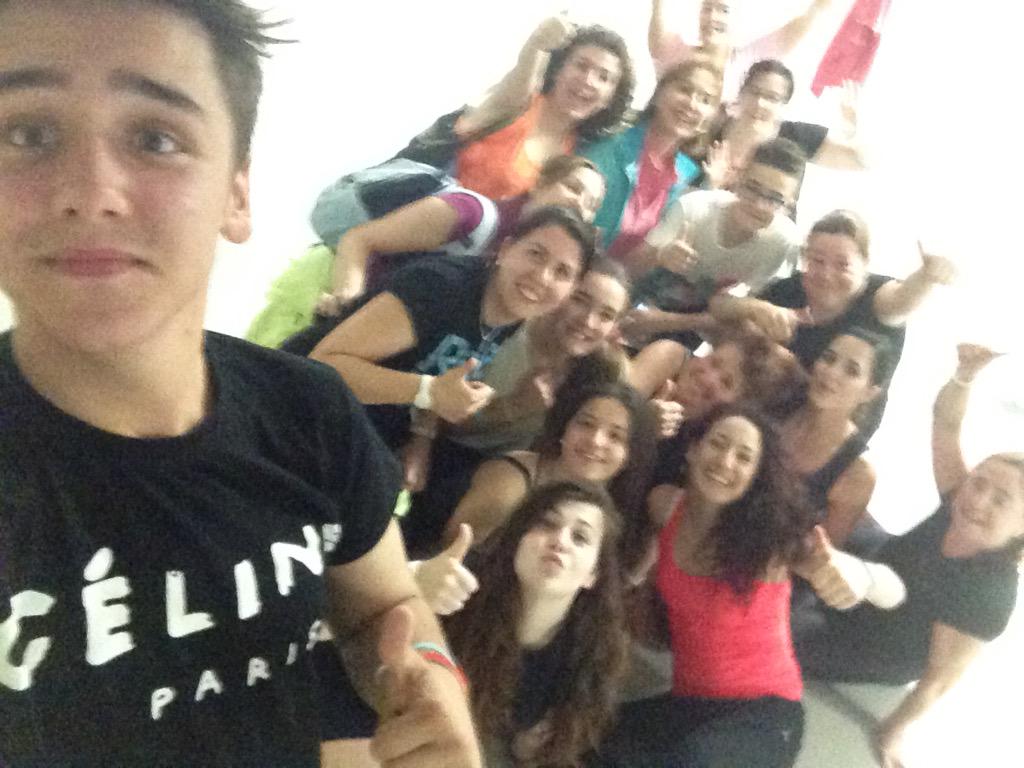 Pacomartineez22's tweet photo. #elselfiedelavictoria @cdVictoriaJaen http://t.co/o20WcejMoG