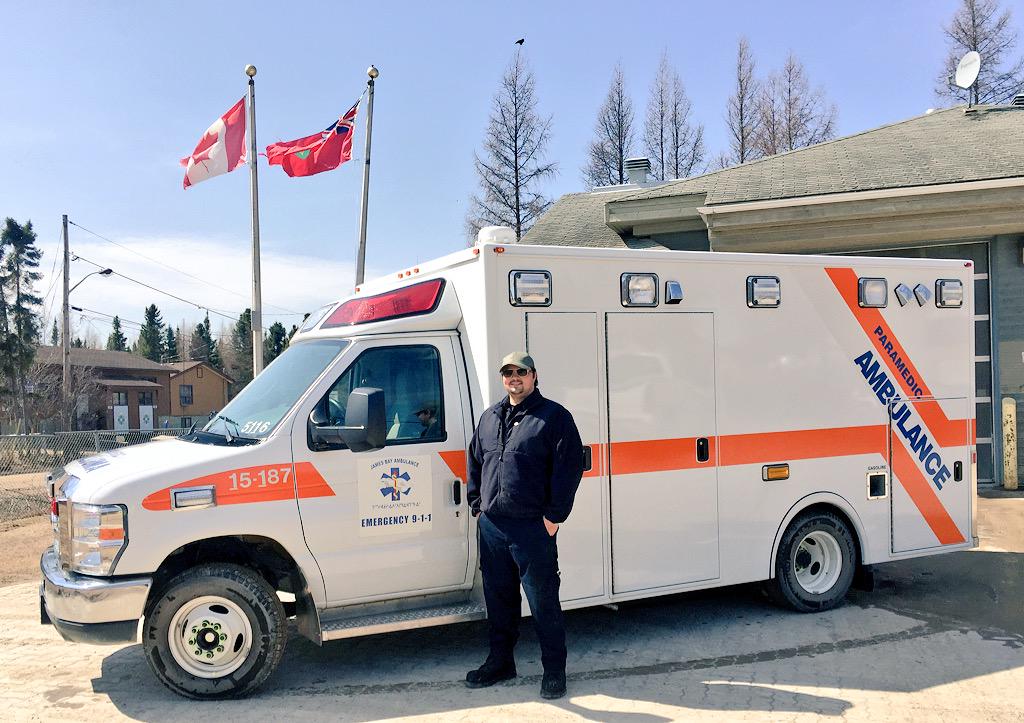 MedicCyp's tweet photo. #dayshift #jbas All washed and ready to go http://t.co/0mv7Ciy0qL