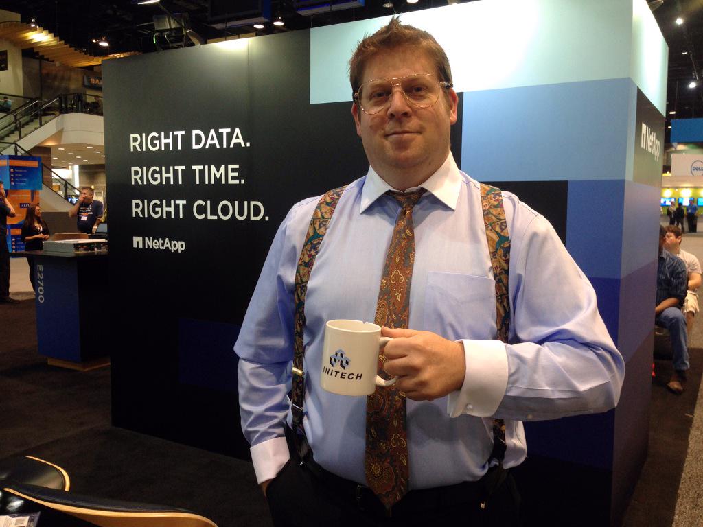 calvinnieh's tweet photo. @ShiftMover will demo @netapp  Microsoft Cloud integration w/ Office Space flair. #NetAppMSIgnite S105S 3:15pm http://t.co/0Xfzekp8za