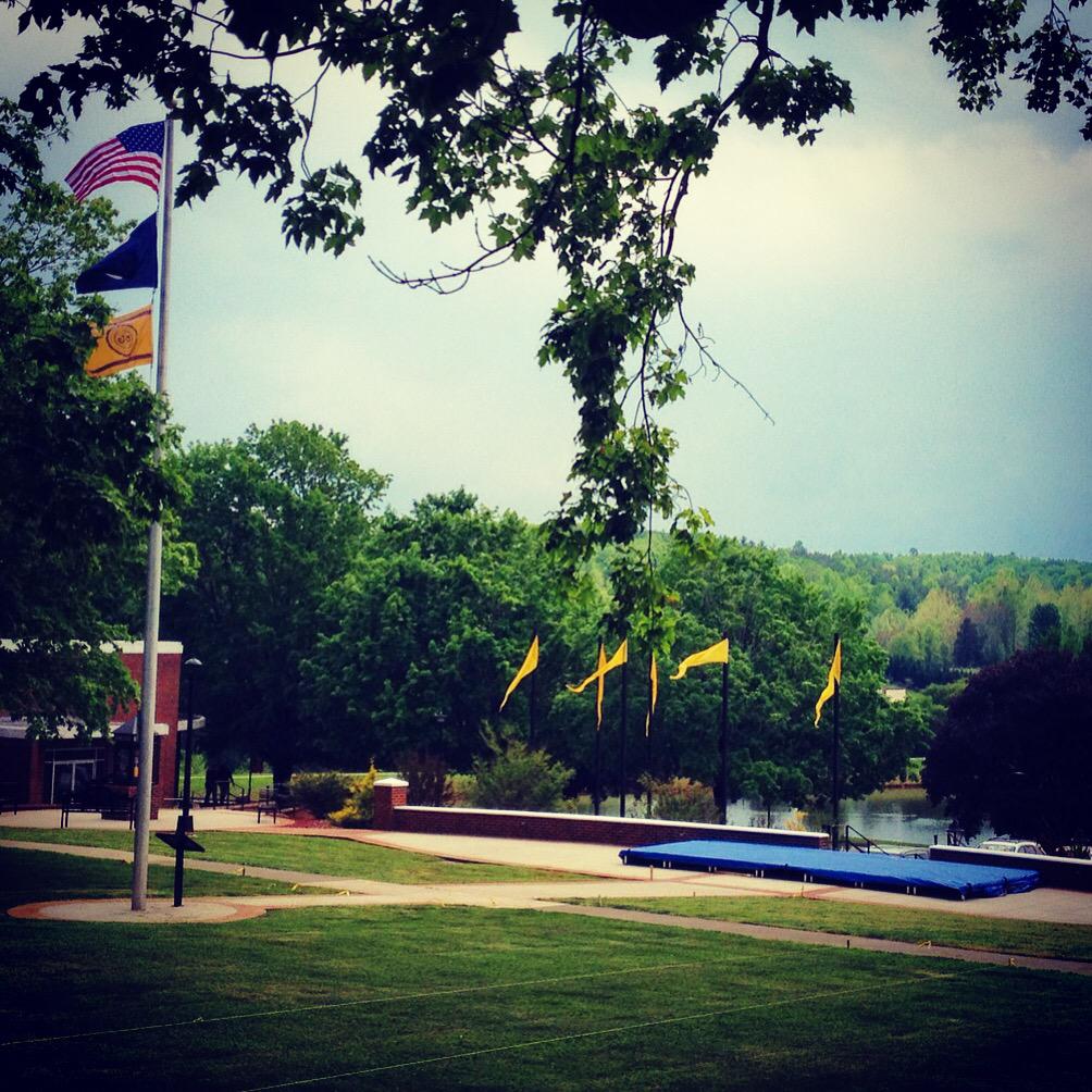 FerrumCollege's tweet photo. The first part of the stage is up! #fcgrads #ferrum15 #MyFerrum http://t.co/KYwMopF7GK
