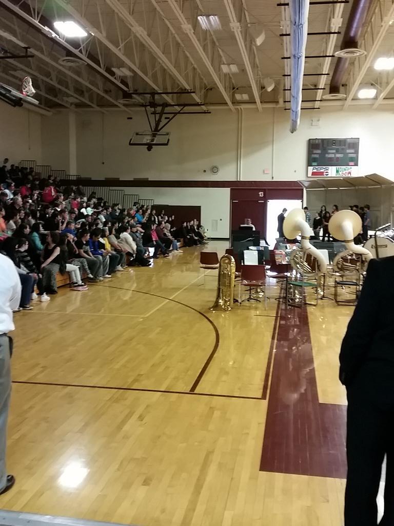 stubbynmn's tweet photo. Enjoying the #CLB 7th-12th grade Spring Music Recital #supportclbstudents http://t.co/e1zS4UeROL