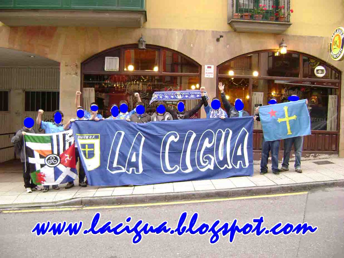HoolsAntifa's tweet photo. La Cigua - Real Oviedo (Asturias) #antifa #fansagainstfascism #oldgroups http://t.co/llPJ6q7hKD