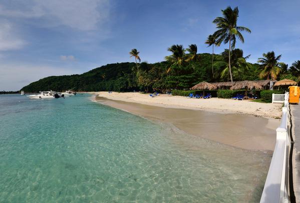 discover_PR's tweet photo. Descubre las maravillas del mejor destino del Caribe: Puerto Rico.

http://t.co/uYW6wPR3PS  

Foto: Isla de Palomino http://t.co/QqJi5ZXztK