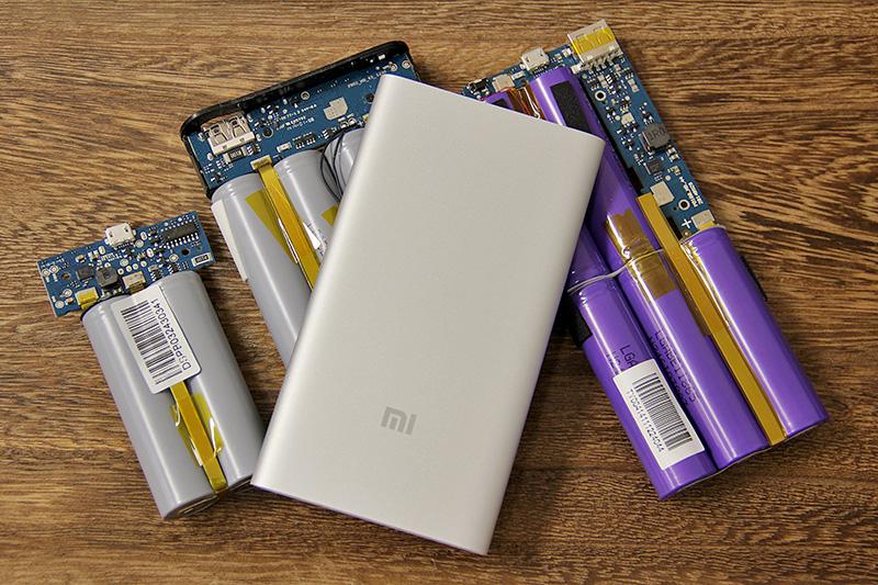akkibhimani's tweet photo. http://t.co/n2AIx2z0mM  Awesome #hardware detail for #MI 16000 mah #Powerbank  #tech
#mobiledev #gadgets #gadgetguru http://t.co/wrhfxMvQ1f