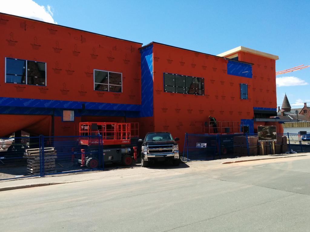 IMombourquette's tweet photo. It is nice to see orange covering blue.... #VaproShield #WrapShield SA http://t.co/7BzWvU9R2w