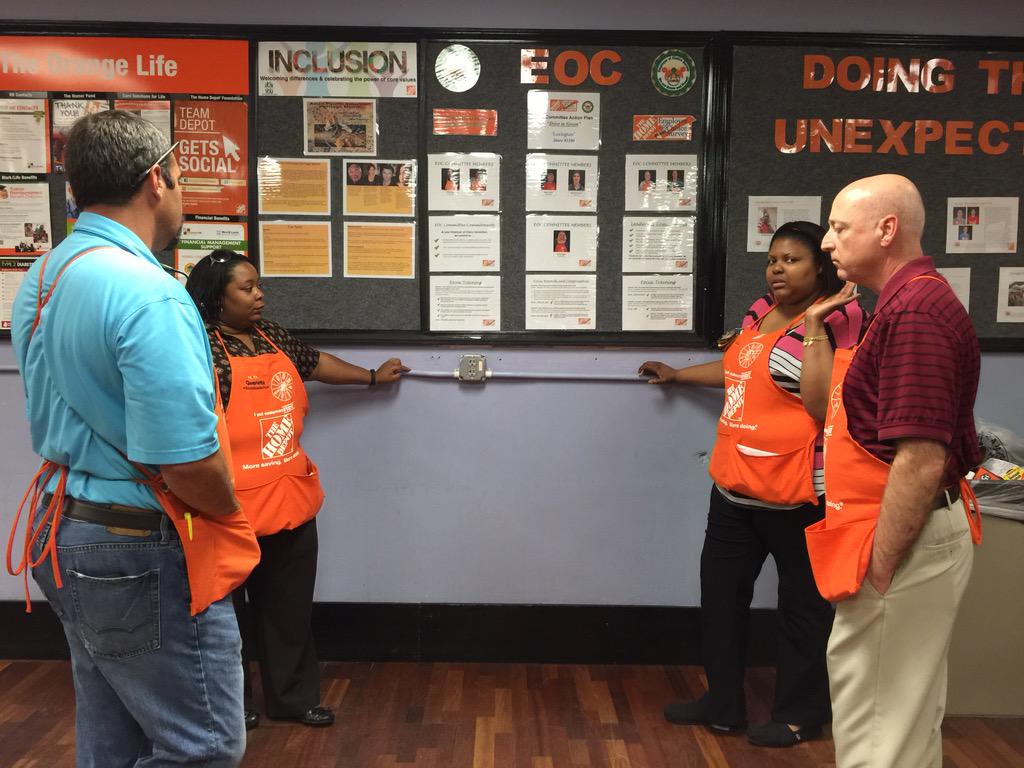 Talking EOC with <a href="/GwenettaGossett/">GwenettaGossett</a> @RobinRankinTHD <a href="/GabeCokerTHD/">Gabe Coker</a>