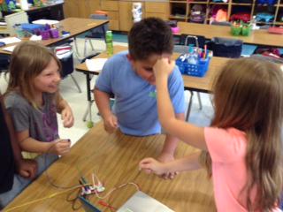cherylmccrorey's tweet photo. So much fun using our Makey Makey today! @TheJoyLabz Thank you @edcampmaker ! http://t.co/ki6tpzYTZ2