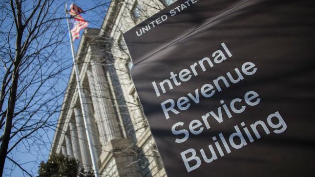 thehill's tweet photo. IRS employees who cheated on their taxes were allowed to keep their jobs: http://t.co/BuGq6ewcVI http://t.co/dHJUtjauJI