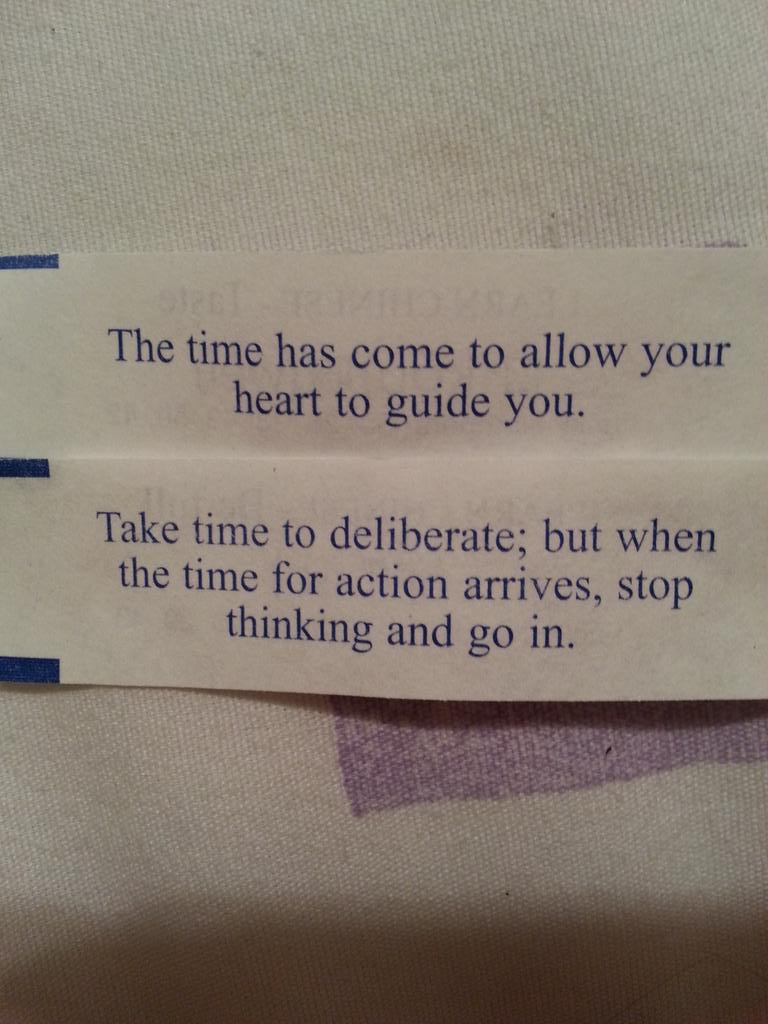 hunt_gmail's tweet image. Think someone is trying to tell me something lol