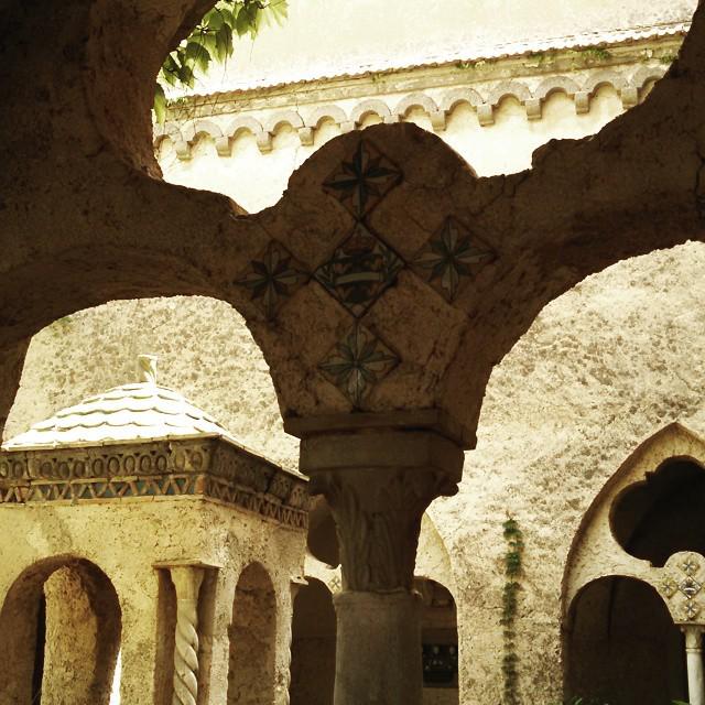 FeelingItaly's tweet image. InstaPic by jordanhirsch: #villacimbrone #gradens #ravello #amalficoast #italy #wanderlust