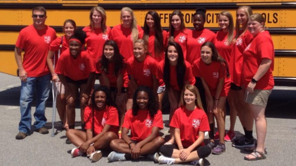 JeffersonFootba's tweet photo. Good to luck to the Lady Dragon Track team as they head to Albany to the AAA State Track Meet!        @chadcheatham http://t.co/ns68TiQSNI