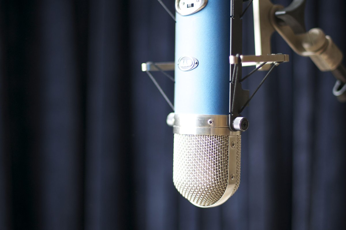 theshowreel's tweet image. My fave Showreel HQ mic back in action today. Mr Neumann can sit in the corner.  #voicover #CADMics