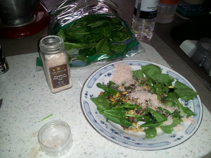 Nooooooo! http://t.co/94n16bhejd<a href="/tag/camgirl"class="tags"><span>#camgirl</span></a><a href="/tag/manyvids"class="tags"><span>#manyvids</span></a>